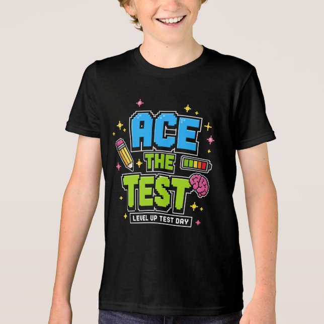 Rolig studenttest Ackar testet Level Up Testdag T Shirt (Framsida)