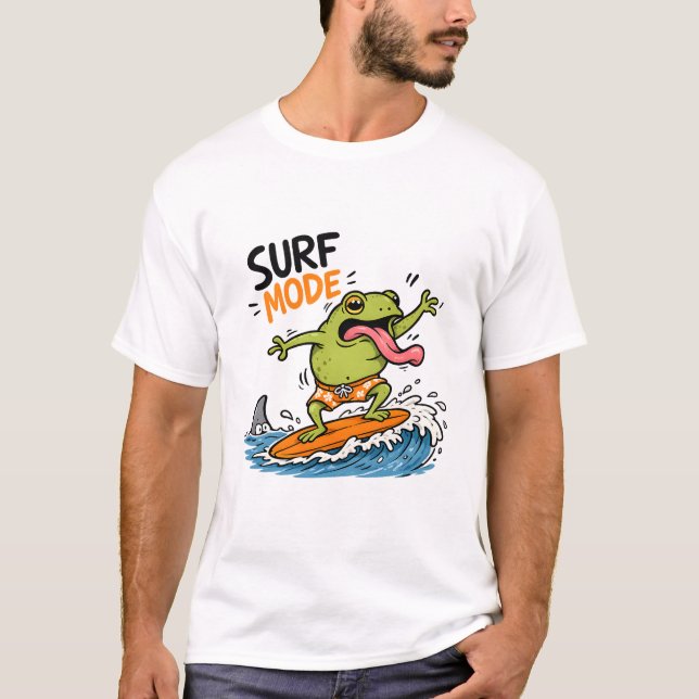 Rolig Surf Mode Groda|Dårig Groda Sommar  T Shirt (Framsida)