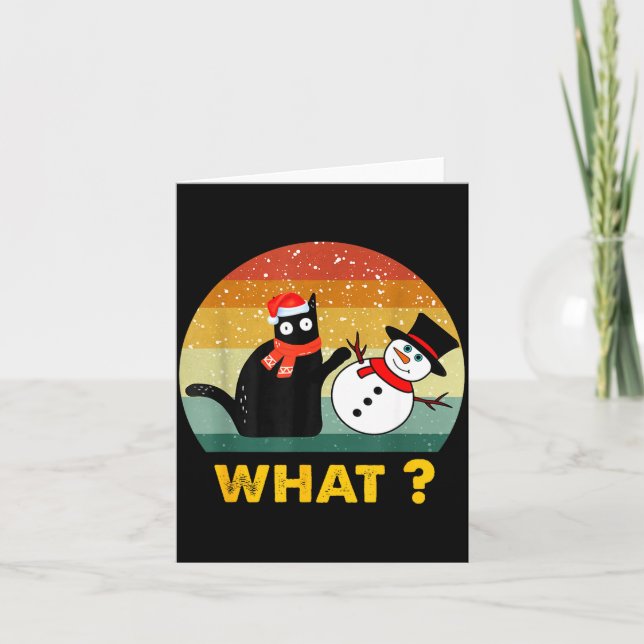 Rolig svart katt som puttar snömannen jul vinter k kort (Framsida)