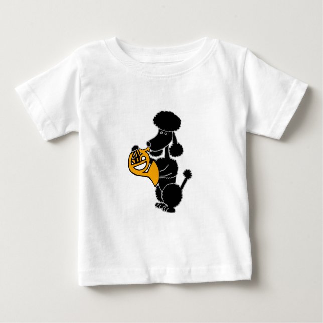 Rolig svart pudel som leker valthornet t-shirt (Framsida)