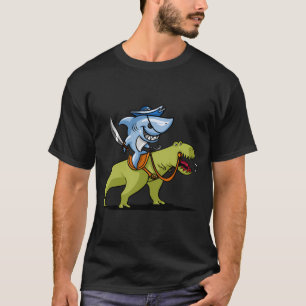Rolig T-Rex Dinosaur Haj Pirat Ridning T Shirt
