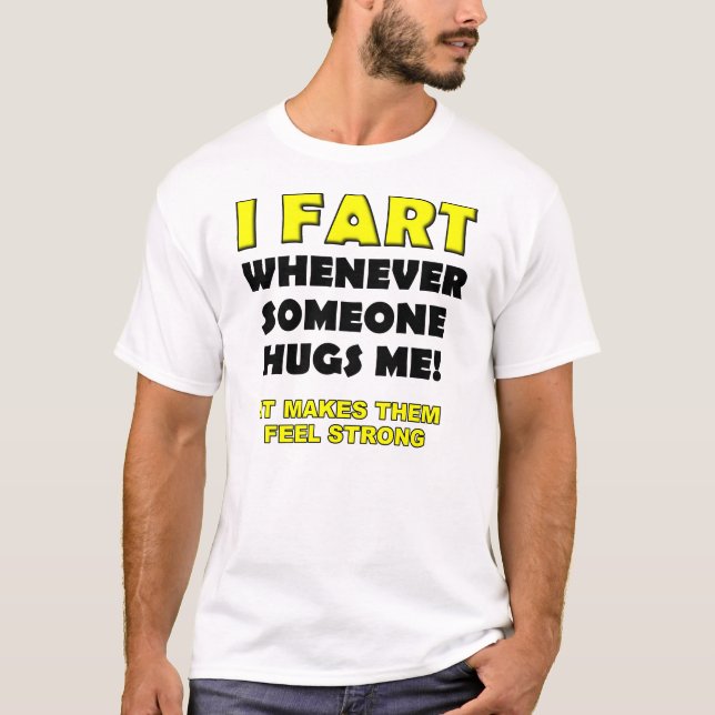 Rolig T-Shirt med 'I Fart For Hugs' (Framsida)