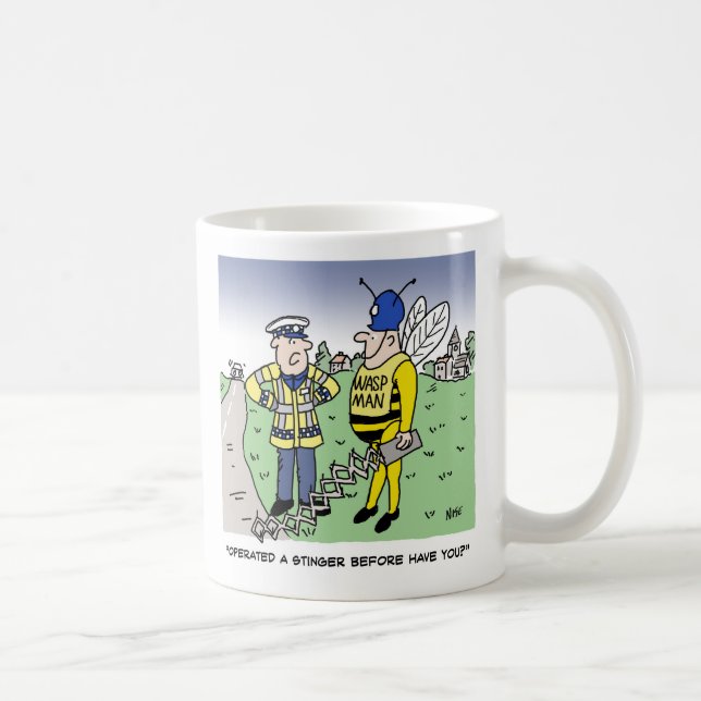 Rolig tecknad serie om brittisk trafikpolis kaffemugg (Höger)