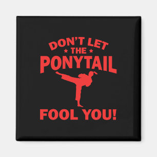 Rolig tjej karate design barn kvinnor kickboxning magnet