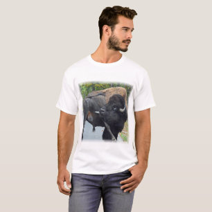 Rolig tjurBison som slickar hans testiklar Tee Shirt
