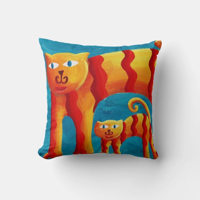 Rolig trendig fantasifull böjd katt och kattunge kudde (Framsida)