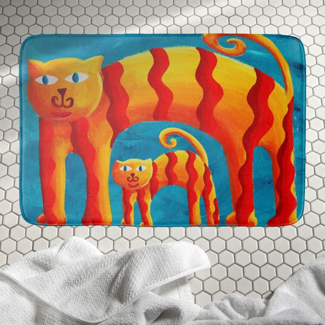 Rolig trendig nyckfull böjd katt och kattunge badrumsmatta (Fun Trendy Whimsical Curved Cat and Kitten Bath Mat)
