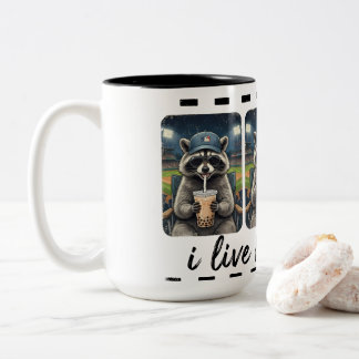 Rolig Tvättbjörn Baseboll Kaffe Mugg – Jag Bor Här