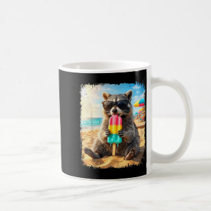 Rolig tvättbjörn som äter glass sommar djur kaffemugg