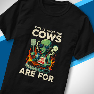 Rolig utomjording BBQ Grill Ko Abduktion Skämt Ret T Shirt