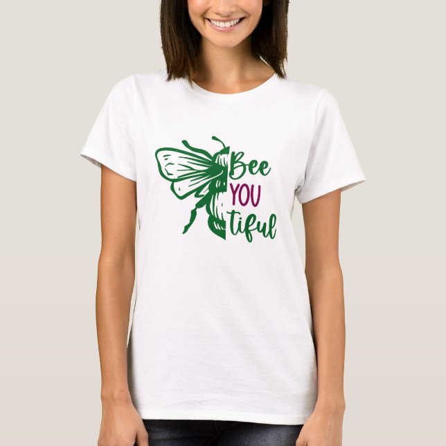 Rolig Vacker Bieinspirerad  T Shirt (Framsida)