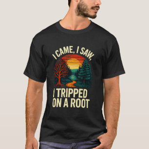 Rolig vandringsled kameradesign snubblade på en ro t shirt