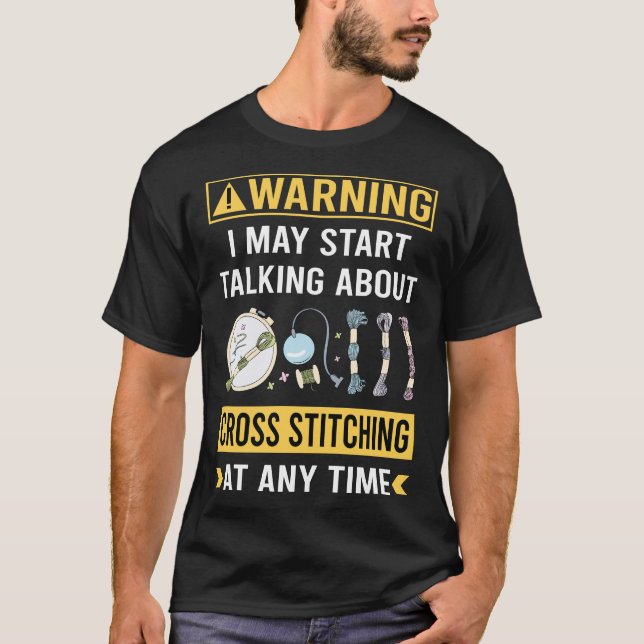 Rolig Varning Korsstygn T Shirt (Framsida)