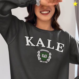 Rolig vegansk kaleuniversitetslogotyp t shirt