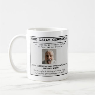 Rolig Vintage Tidningsframsida Milstolpe Kaffemugg