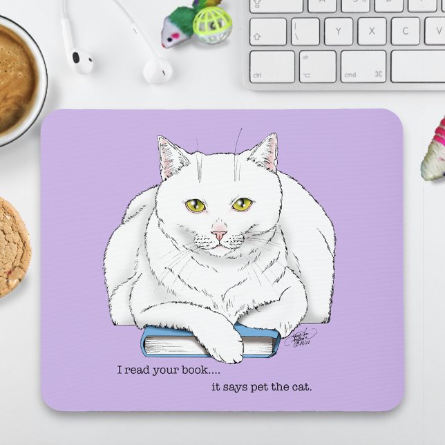 Rolig Vit Katt Bok Läsning Humor Lila Musmatta (Skapare uppladdad)