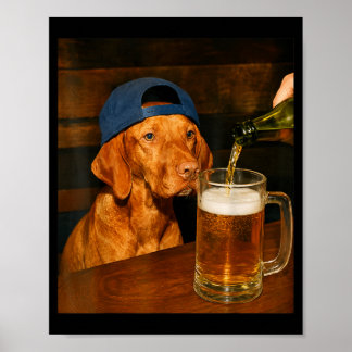 Rolig Vizsla Dricker Öl Hund Meme Humor Grafik Poster