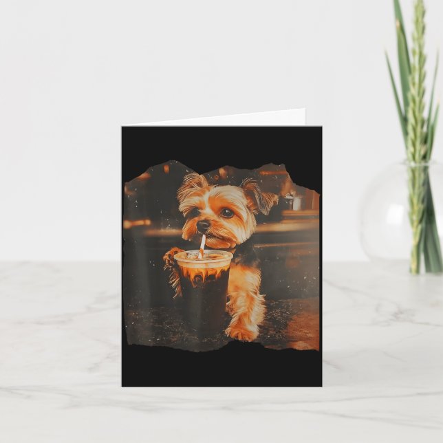 Rolig yorkie dricker iskaffe söt hund meme kort (Framsida)