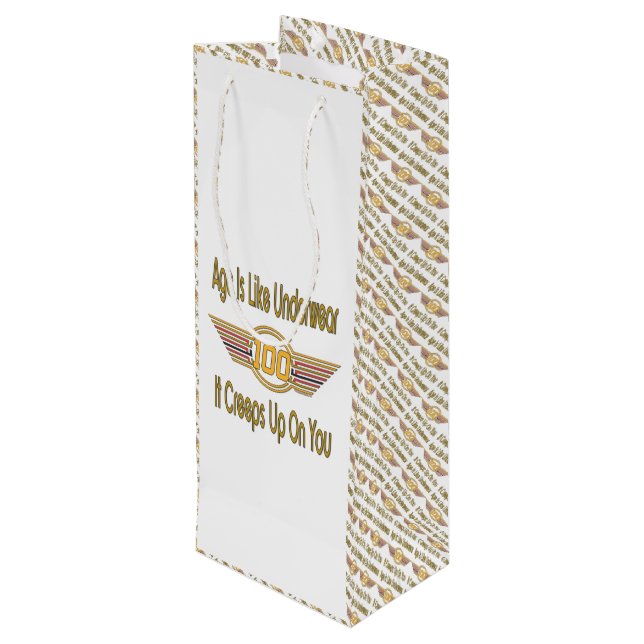 Roliga 100. födelsedaggåvor. Åldern är den lika (Baksidan Vinklad)