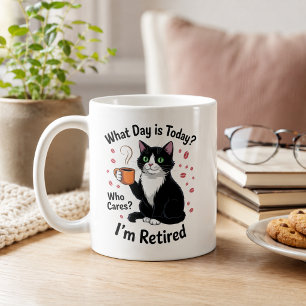 Roliga citat om kattpensionering Pensionerad katt- Kaffemugg