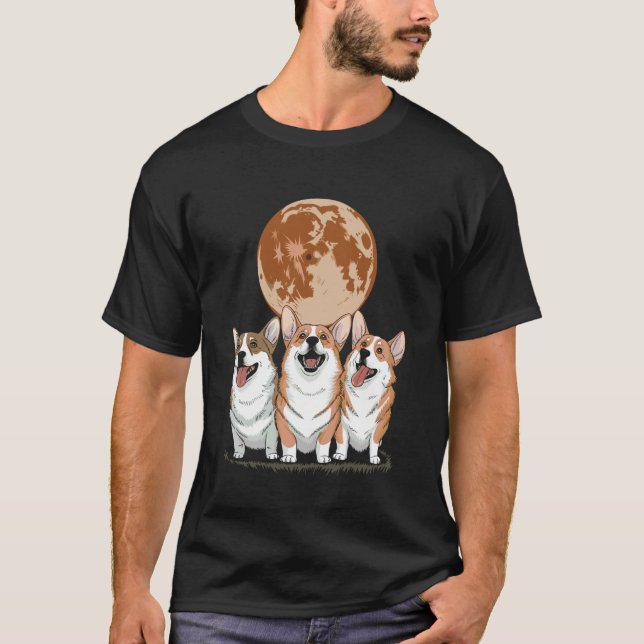 Roliga Corgis ylar vid fullmåne T Shirt (Framsida)