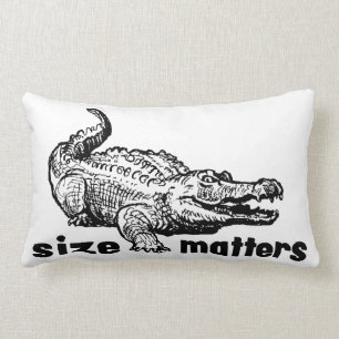 Roliga FORMATmaterier - alligator eller krokodil Lumbarkudde