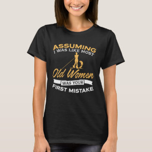 Roliga gammala älskare för kvinnavattenskidåkni t shirt