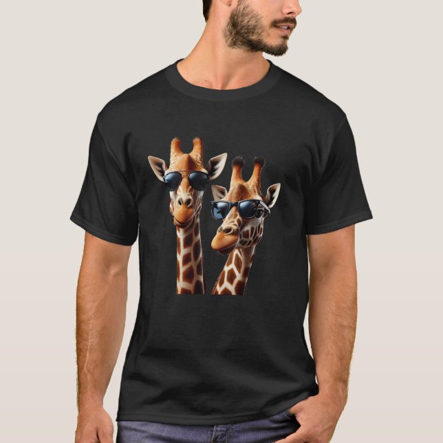Roliga giraffer med solglasögon Savannah Afrika Gi T Shirt (Framsida)