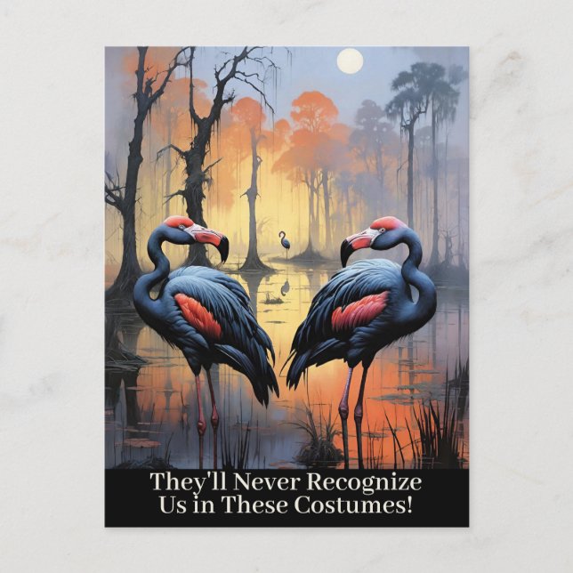 Roliga Halloweenflamingos som bär gammultkostymer Helg Vykort (Framsida)