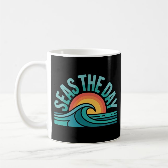 Roliga hav är dagen Retro hav emblem mugg (Vänster)