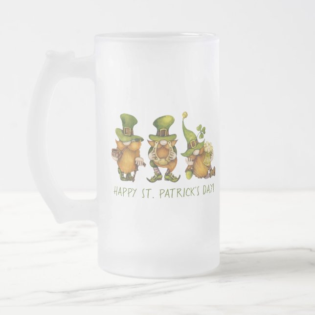 Roliga irländska tomtar Glad St. Patricks dag Frostat Ölglas (Vänster)