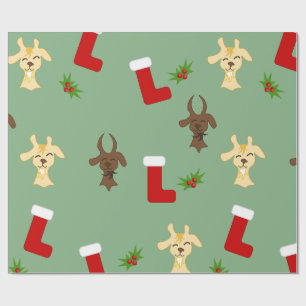 Roliga julgetter med strumpor och mistel under jul presentpapper