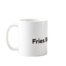 Roliga kaffemuggen 'Pommes före killar'