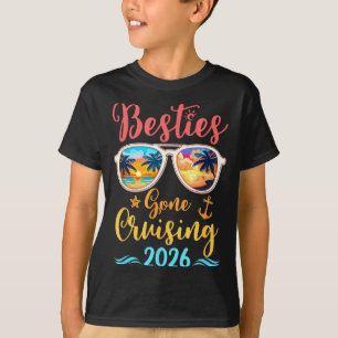 Roliga kryssande vänner grupp 2026 Ies har åkt på T Shirt
