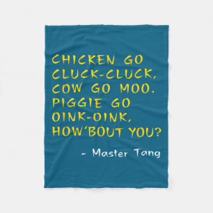 Roliga Kung W Filmcitat - Chicken Go Cluck Cow G Fleecefilt