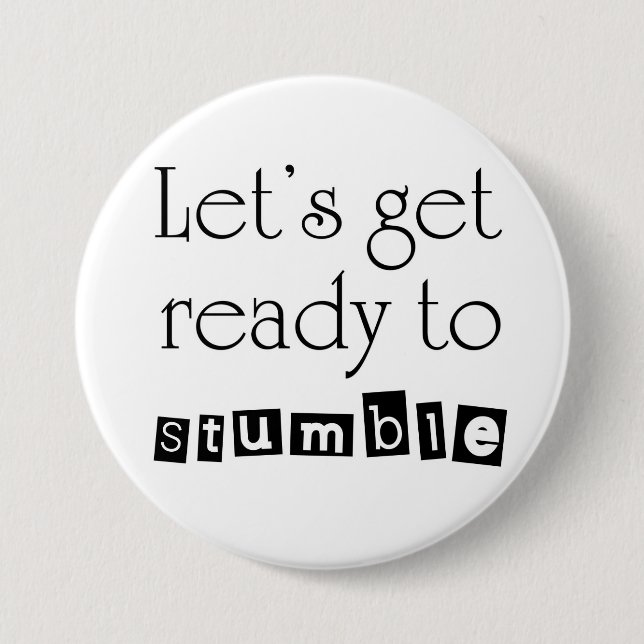 Roliga kvinna knäppas det dricka partyet för knapp (Framsida)