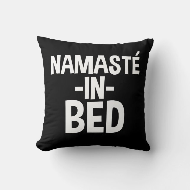 Roliga Namaste i säng kudder Kudde (Framsida)