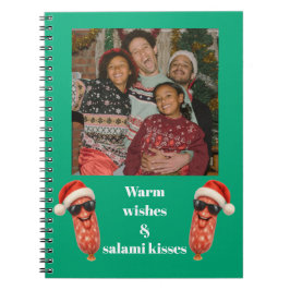 Roliga salami kyssar familjefoto jul anteckningsbok