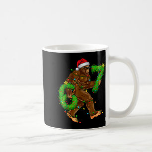Roliga Six Seven 6 7 Meme Bigfoot Jultröjor Kaffemugg