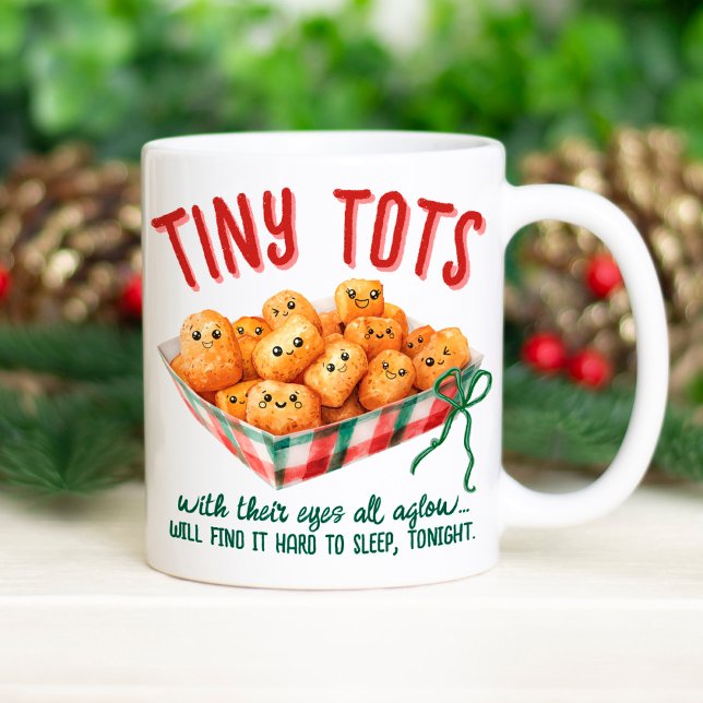 Roliga Små Potatispannkattar Holiday Humor Julpres Kaffemugg (Funny Tiny Tots saying watercolor Christmas tater tots saying quote modern cute holiday humor gift )