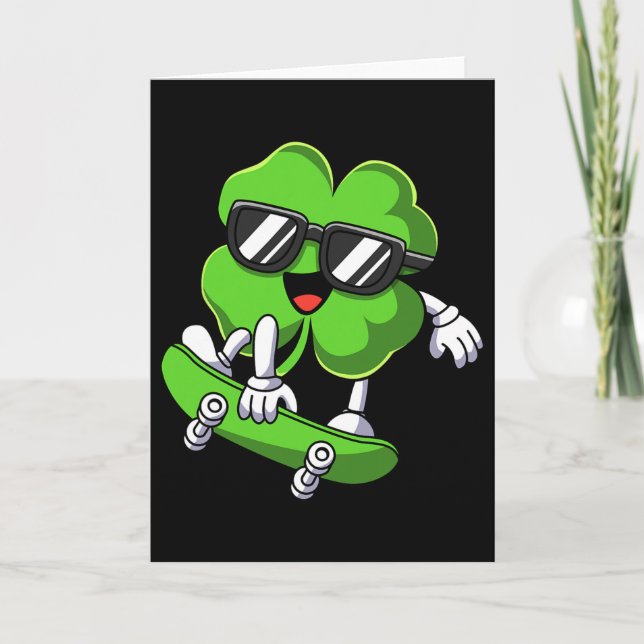 Roliga St Patricks Day Shamrock Skateboardpojkar  Kort (Framsida)