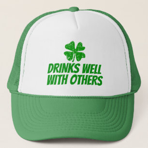 Roliga st patricks daytruckerkepsar med shamrocken truckerkeps