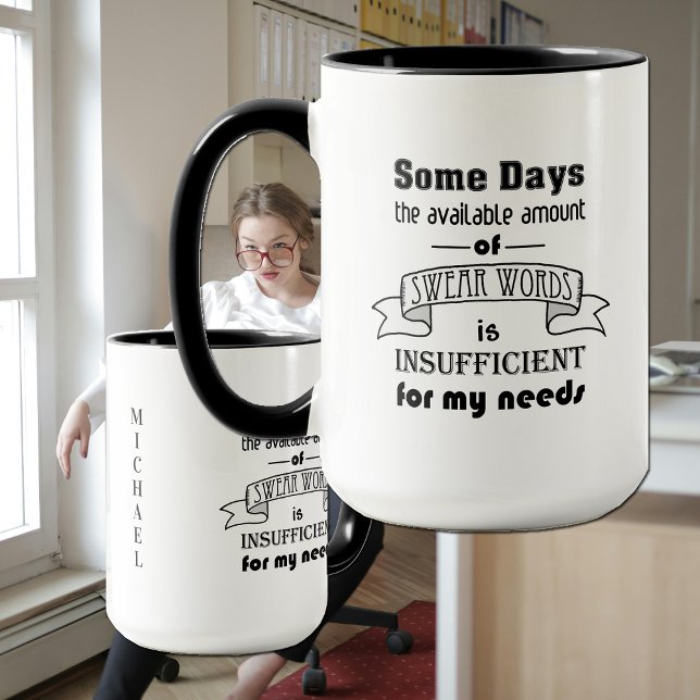 Roliga Svordomar Oskickligt Snällt Citat Mugg (We've all had one of those days--more than once! Here's a mug to help keep in all in perspective.)