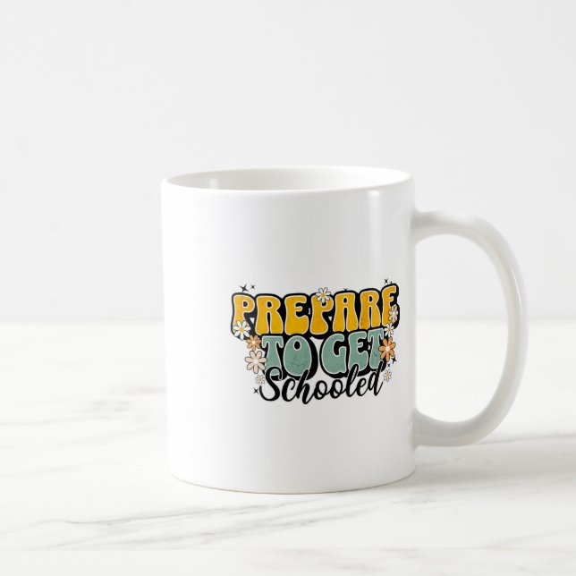 Roliga tillbaka till skolan lärare förbereder sig  kaffemugg (Höger)