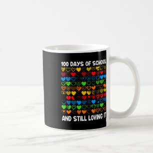 Roligt 100 dagar i skolan och fortfarande övernatt kaffemugg