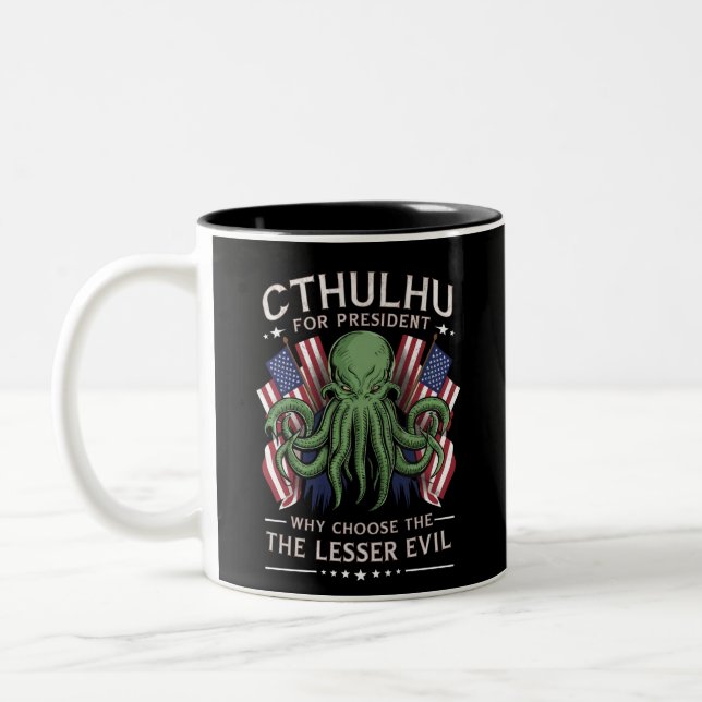Roligt 2024 Val Cthulhu som President Två-Tonad Mugg (Vänster)