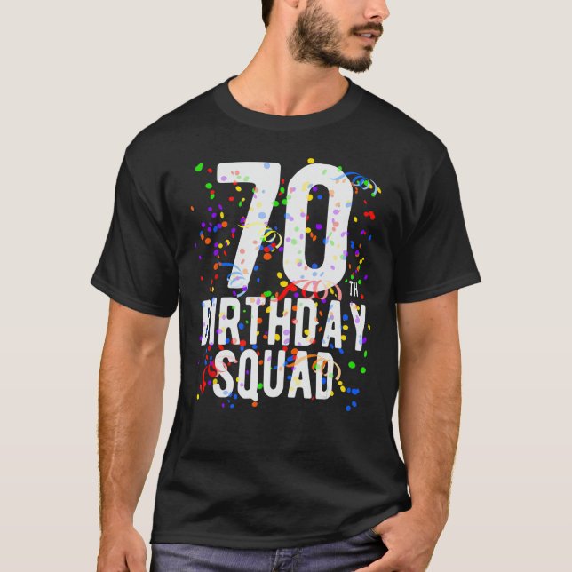 Roligt 70:e födelsedagstorget 70 år gammalt Party- T Shirt (Framsida)