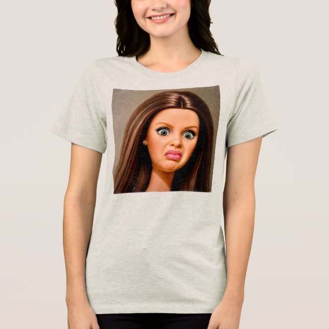 Roligt Äcklig Docka Ansikte Meme T-Shirt (Framsida)