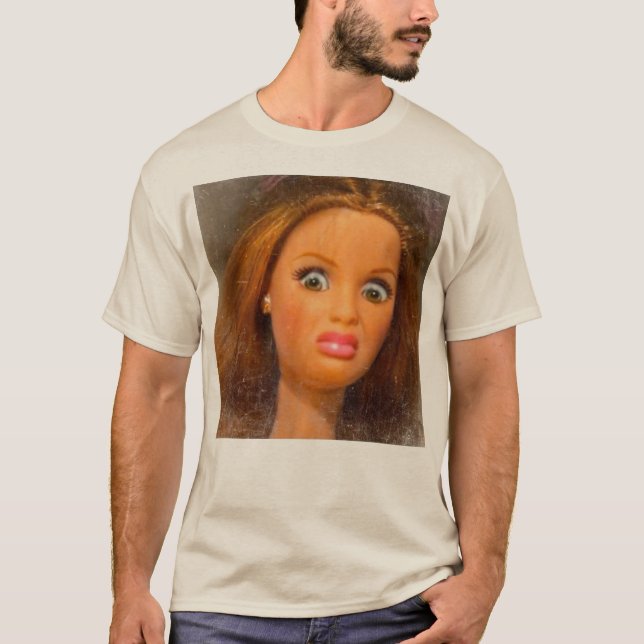 Roligt Äckliga Dockans Ansikte Meme T Shirt (Framsida)