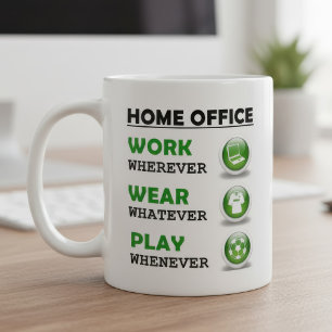 Roligt arbete hemifrån kontor kaffemugg
